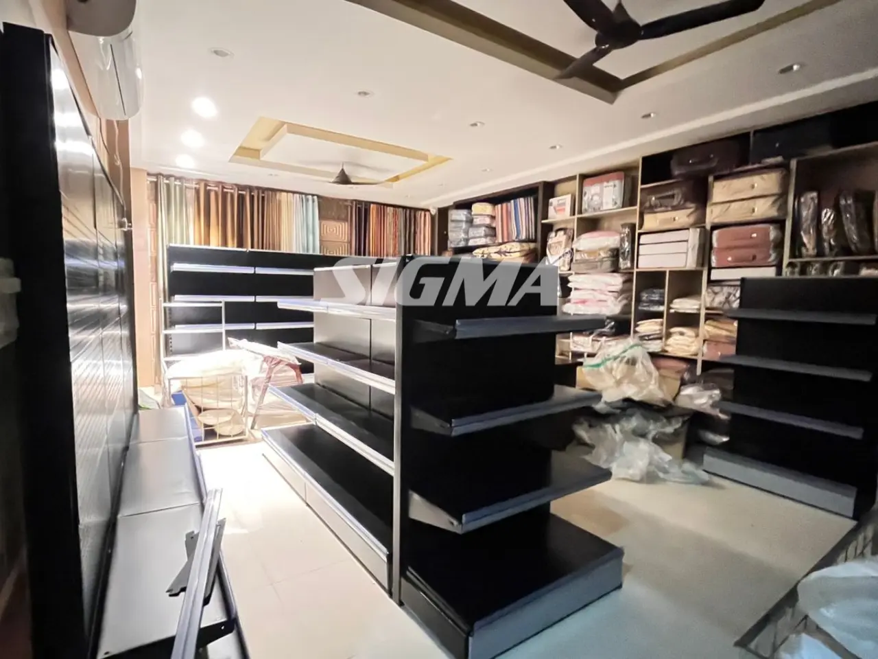 865311559_Center Display Racks Varanasi.webp